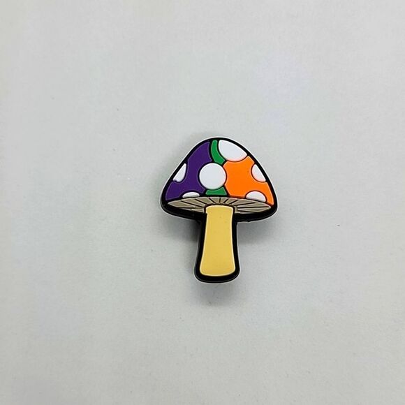🎈5/$10🎈 CROC CHARMS.. mushroom.. - Picture 1 of 1